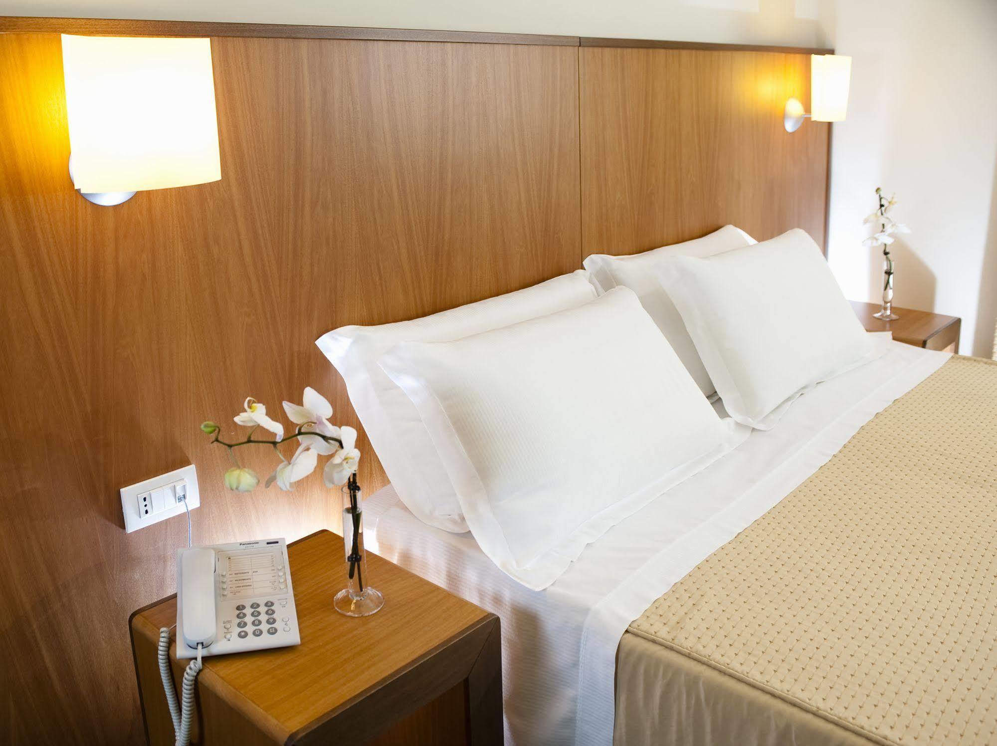 Park Hotel Centro Congressi Potenza Ngoại thất bức ảnh