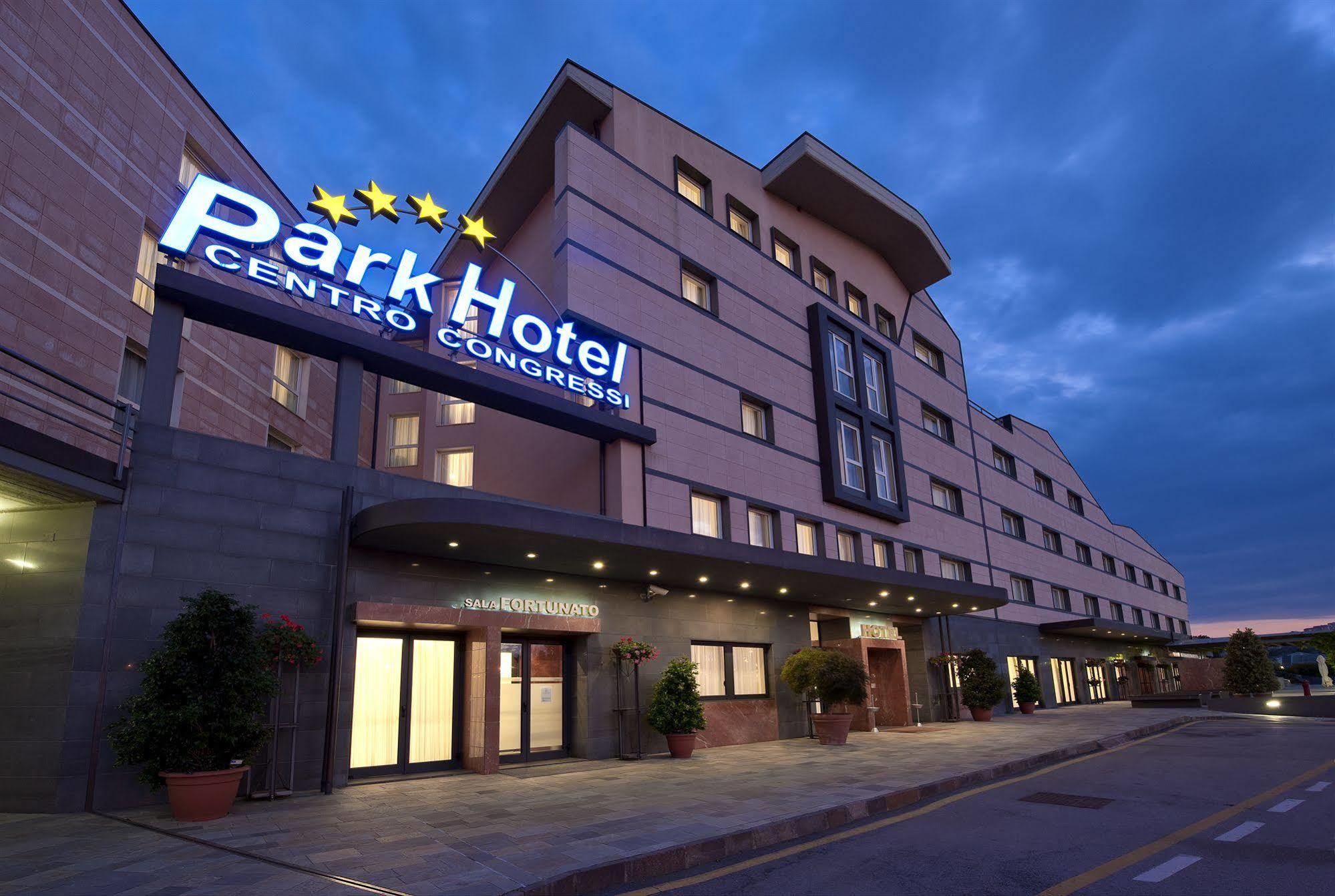 Park Hotel Centro Congressi Potenza Ngoại thất bức ảnh